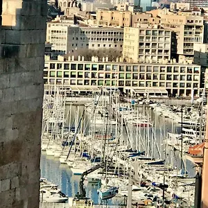 Luxe Calme Et Volupté Avec Vue Panoramique Sur Le Vieux Port , Marseille France