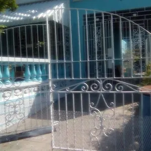 https://robbys-place.greaterantilleshotels.net